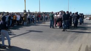 Khayelitsha residents protest against overflowing sewage