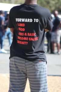 Photos: Unemployed marched to parliament