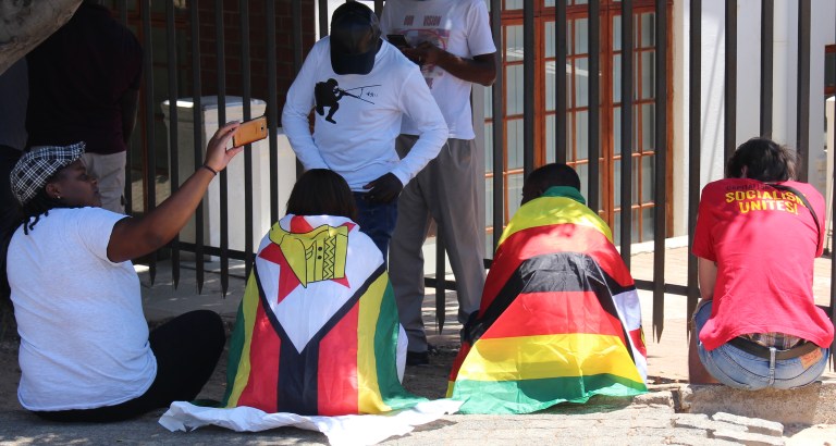 Zim public sector unions to receive annual bonuses