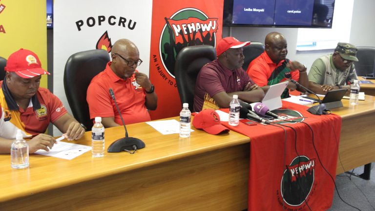 Public sector unions split over stalled wage talks