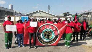 Heineken workers on an indefinite strike in Gqeberha