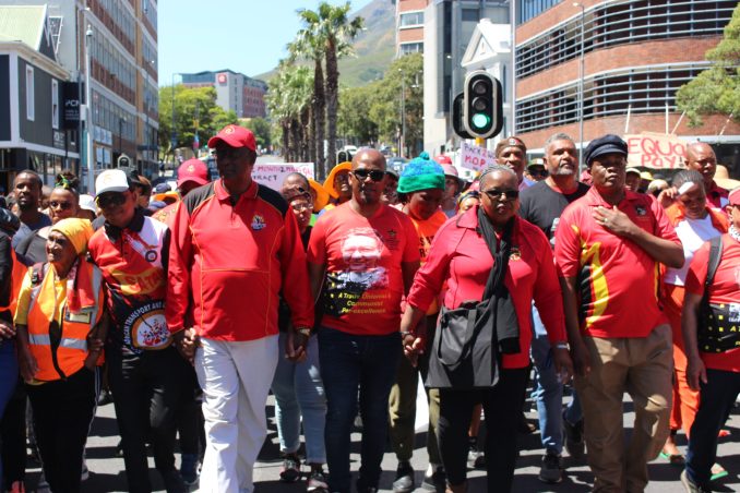 Hundreds march to Parliament against budget cuts