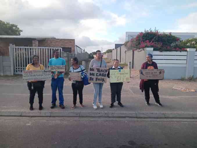 Bishop Lavis parents protest declining education standards