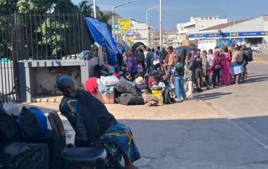Rights groups demand emergency shelter for hundreds of refugees living on Durban pavement